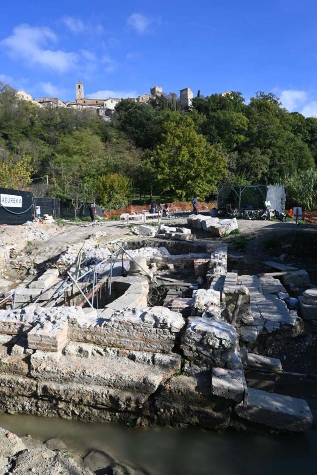 San Casciano dei Bagni - foto inedite - il sito archeologico