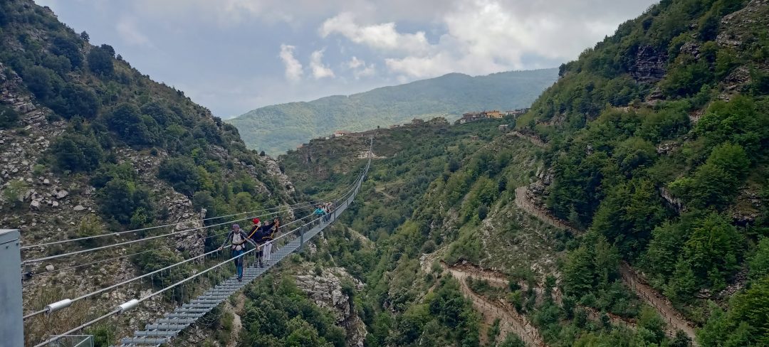 ponte tibetano Castelsaraceno