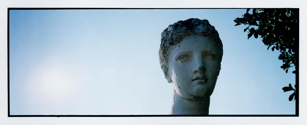 Mauro Querci, Extralarge, 12) Statua di Butrinto, Albania