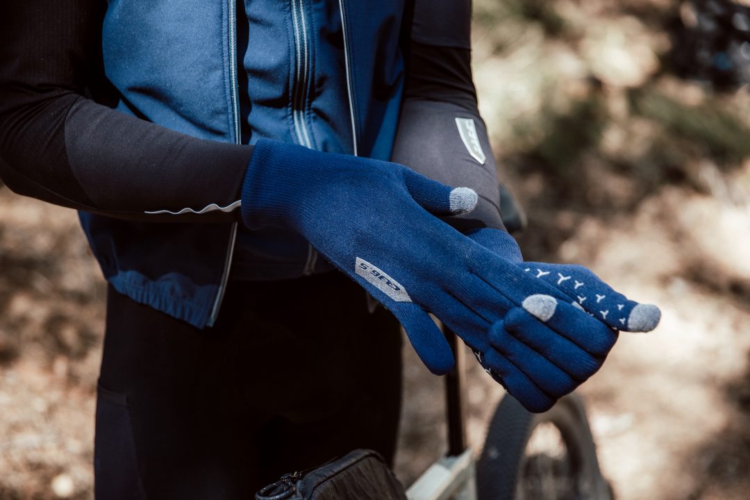 Regali Natale sportivi guanti ciclismo Q36.5 Anfibio gloves
