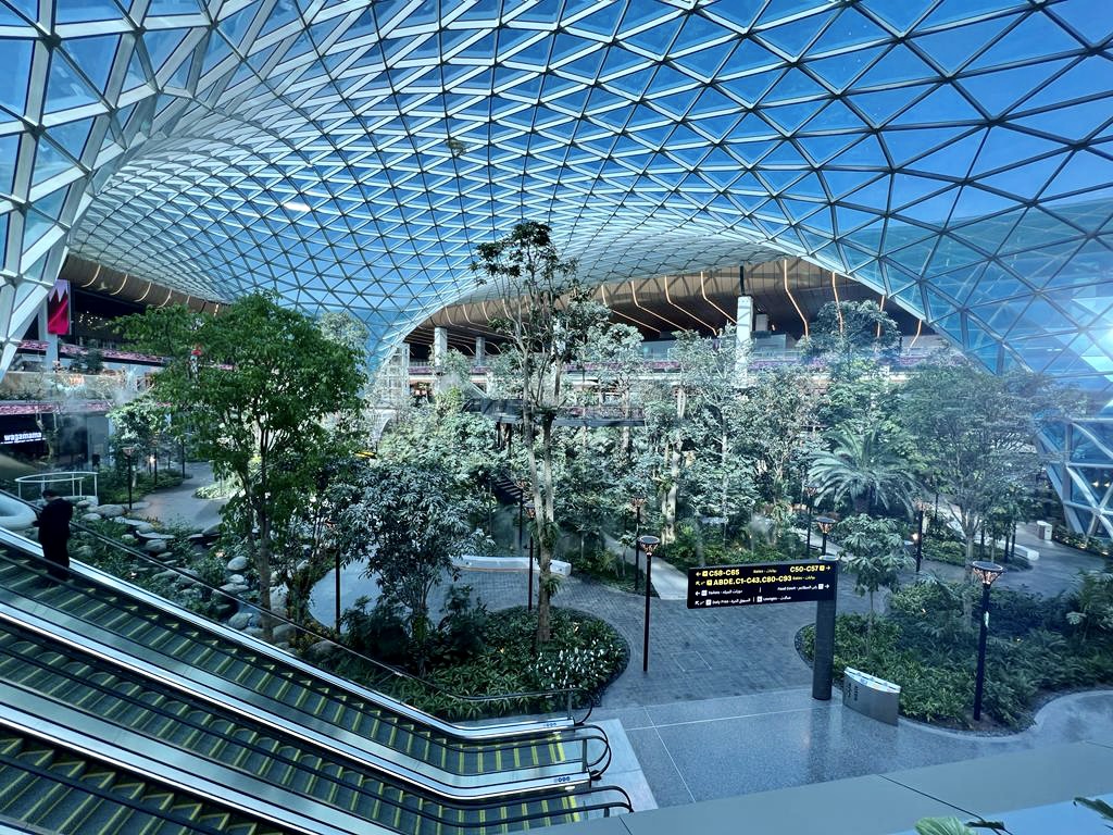 Un giardino tropicale in aeroporto