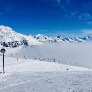 Austria, vacanze sulla neve a St. Anton am Arlberg: ecco 15 buoni motivi per andarci (adesso)