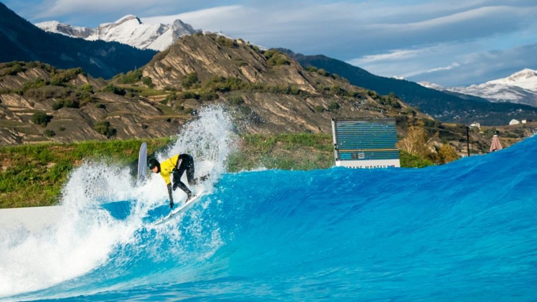 Le idee per salvare le stazioni sciistiche: il surf