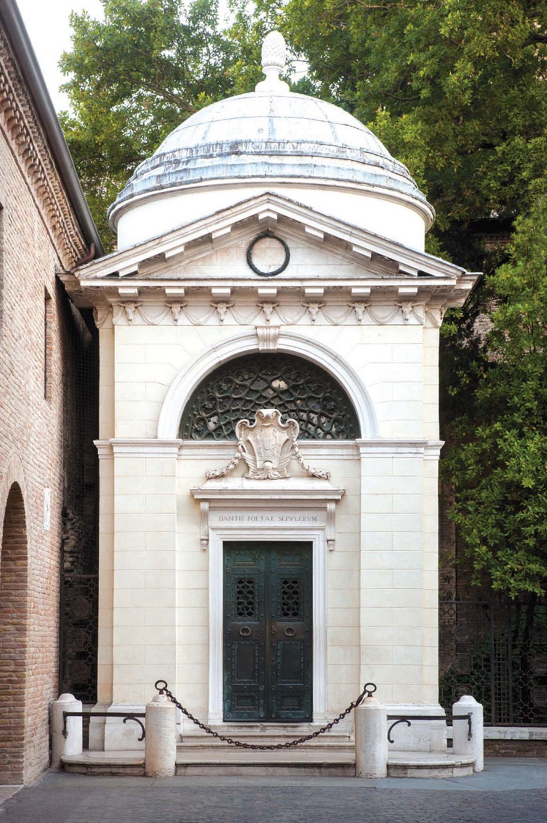Ravenna, la tomba di Dante