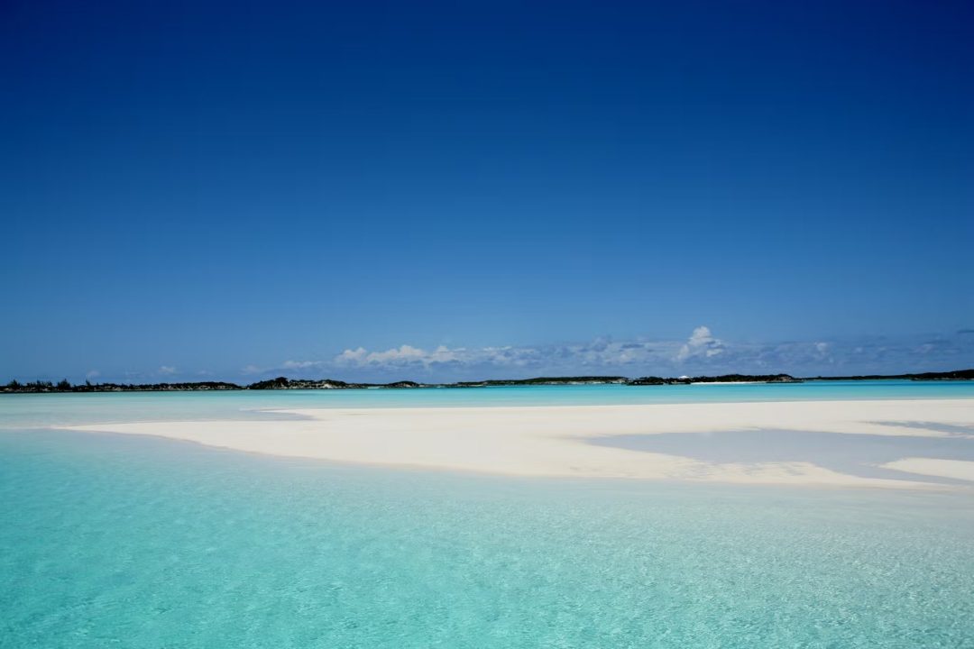 Pipe Creek Sandbar, Bahamas - 12°