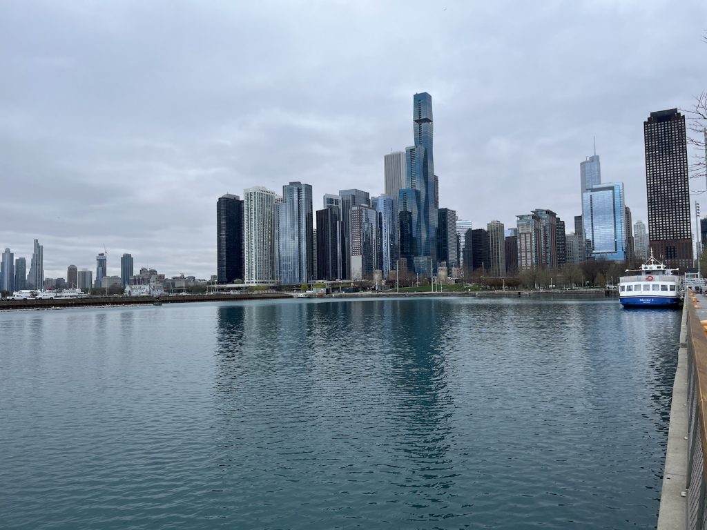 Chicago vista di Downtown dal Navy Pier