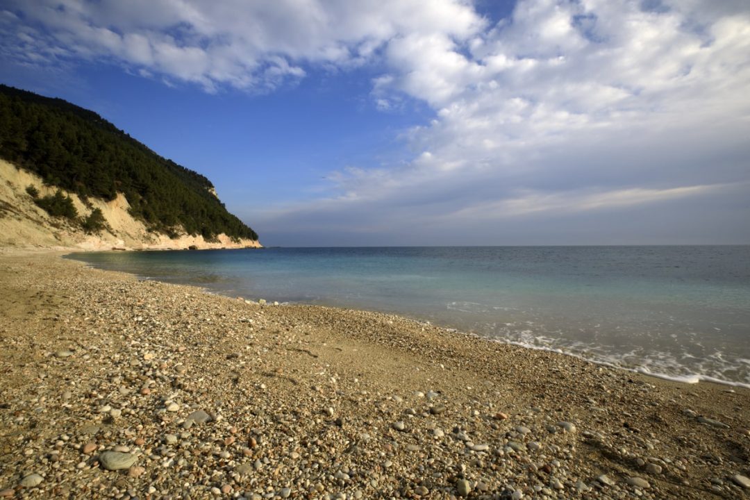 Spiaggia Sassi Neri, Sirolo, Marche