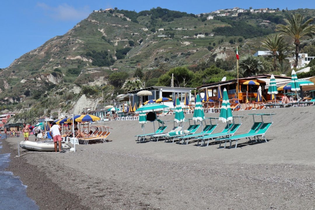 Spiaggia dei Maronti Ischia Campania