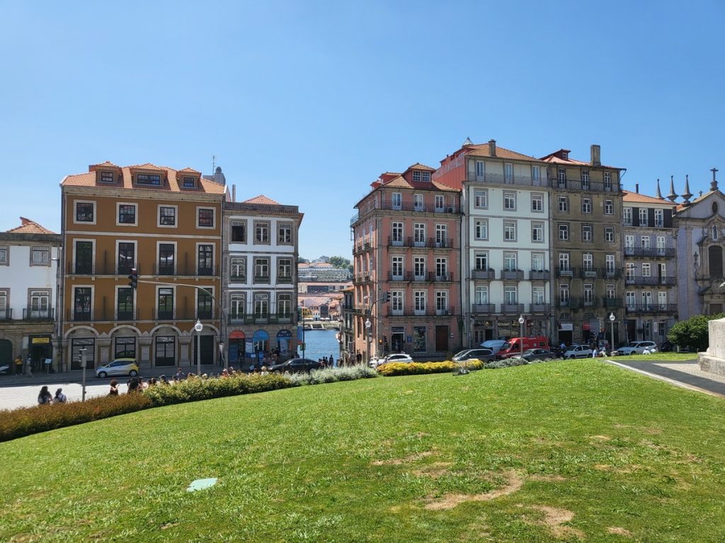 Case di Porto sul fiume Douro a Porto