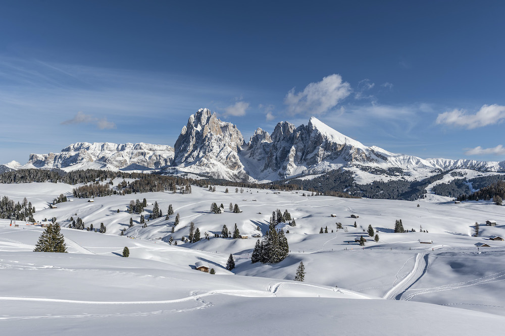 Il bianco e magico inverno della regione dolomitica Alpe di Siusi