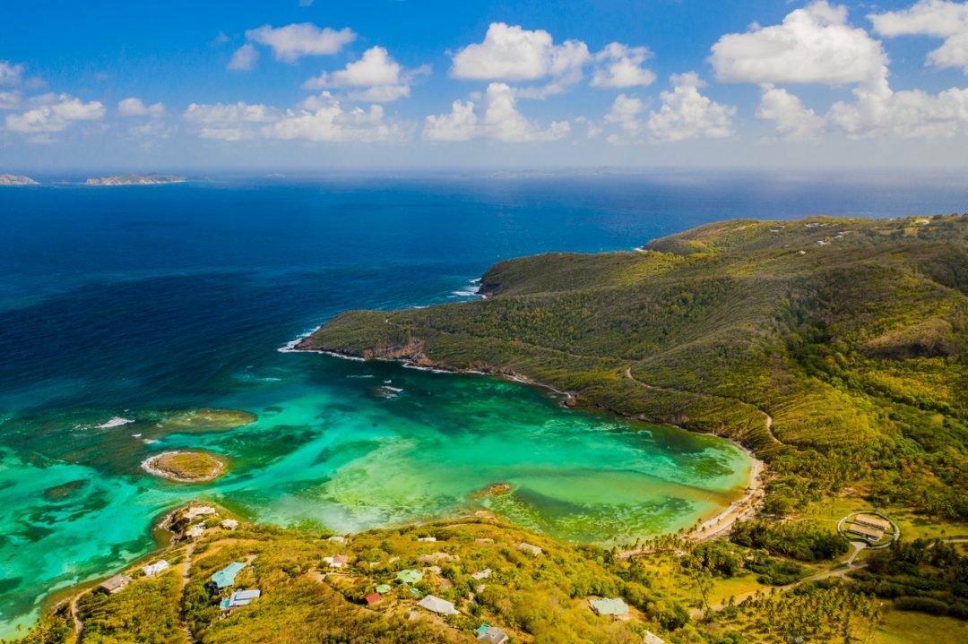 Saint Vincent e Grenadine: 32 isolette per una vacanza da sogno