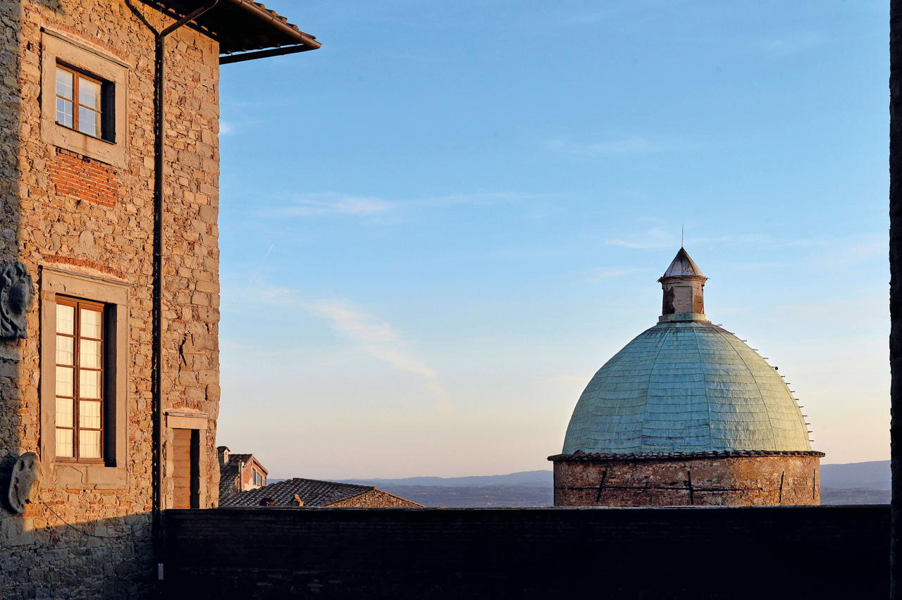 cupola chiesa secentesca San Filippo Neri Cortona Toscana