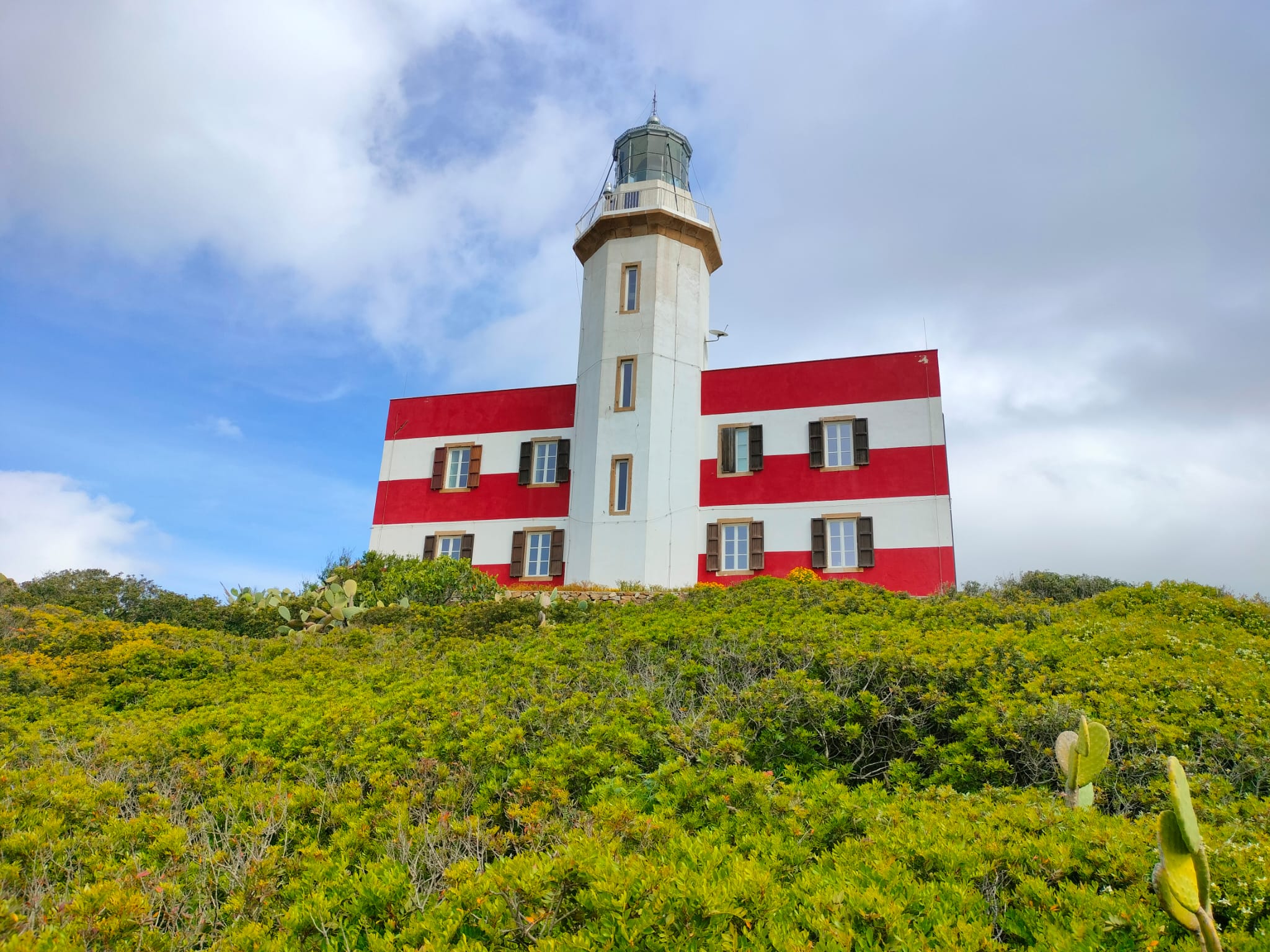 Faro di Capel Rosso sull'Isola del Giglio