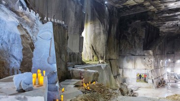 Cave Michelangelo a Carrara